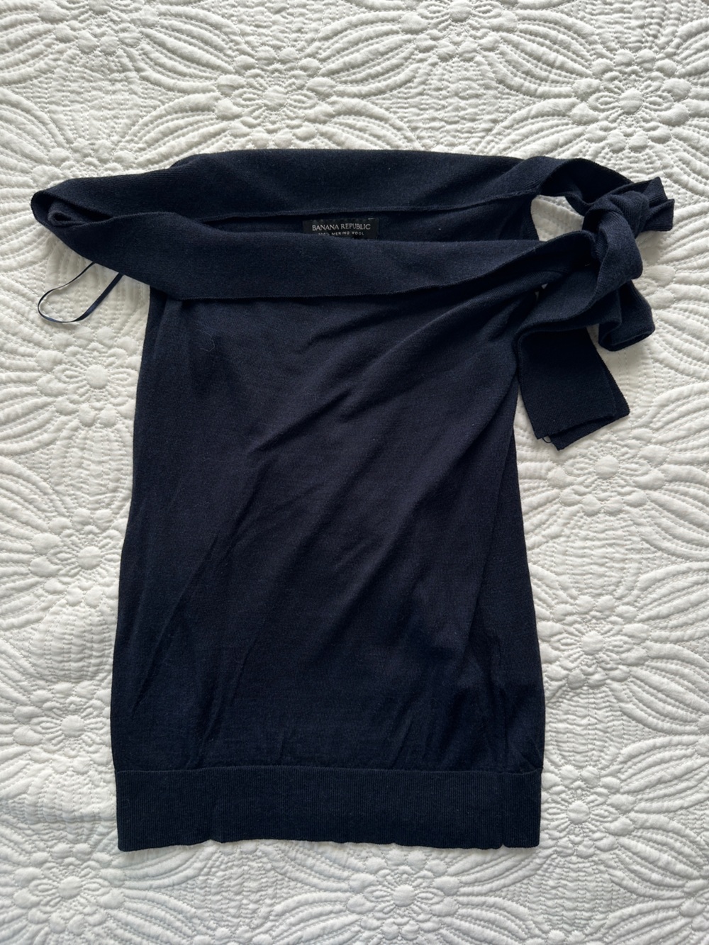 Banana Republic off the shoulder Merino Wool top